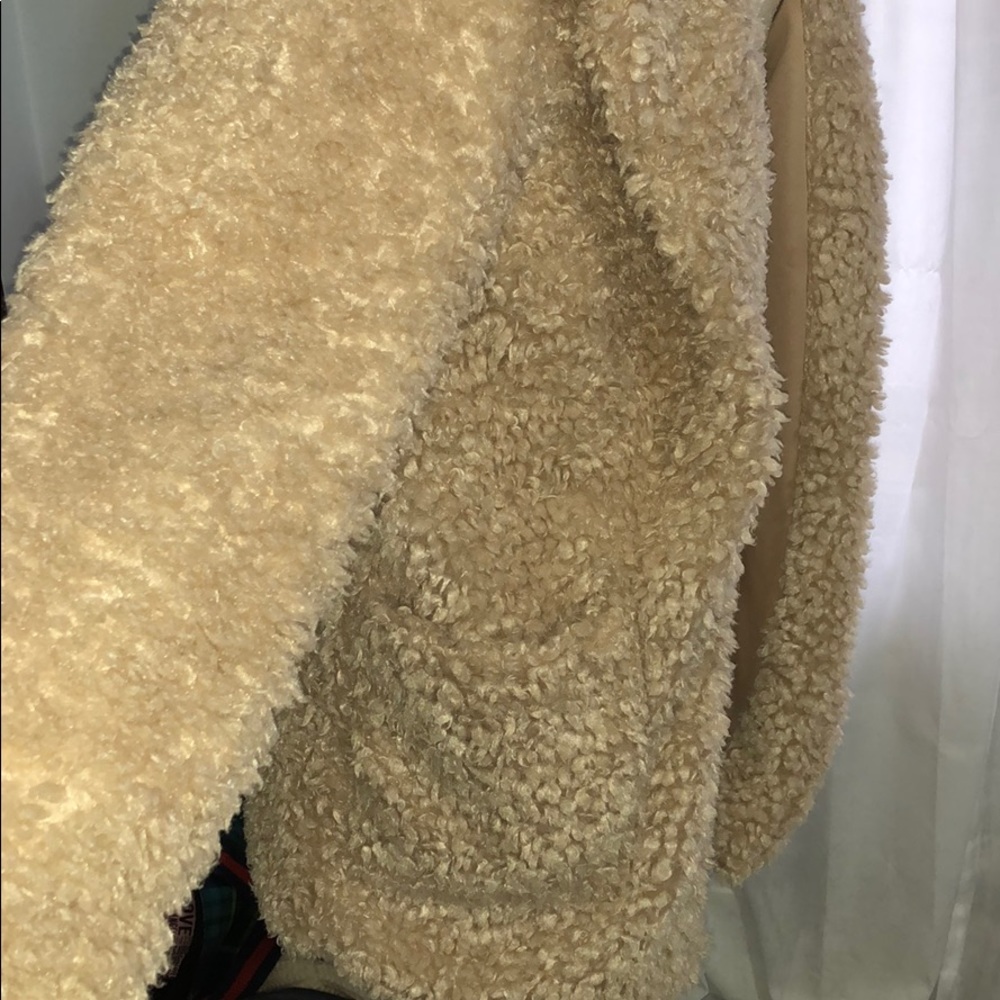 Jacket - Picture 3 of 4